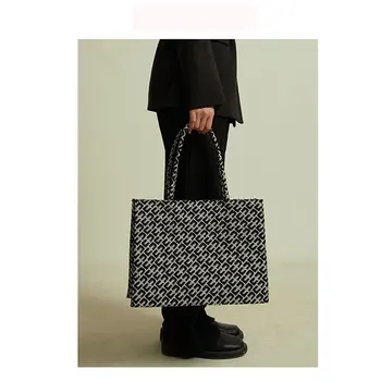  Печат на Черни Ретро Чанти 2022 Нова Мода Голям Капацитет Дамска Чанта Офис Чанта на Едно Рамо дамски Чанти за Жени 2022 Тенденция