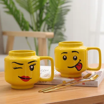  Приятели Чаши за Кафе Керамични Чаши Чаши Усмихнато изражение на Лицето Карикатура Чай С Мляко Чаши Скъпа Посуда За Напитки ZM120106