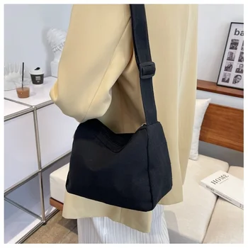  Чанта през рамо с голям капацитет 2022 Нова Дамски Модни Проста Чанта-месинджър за междуградски пътувания